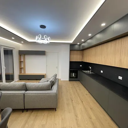 For Rent 160m Unaza E Re Appartamento *